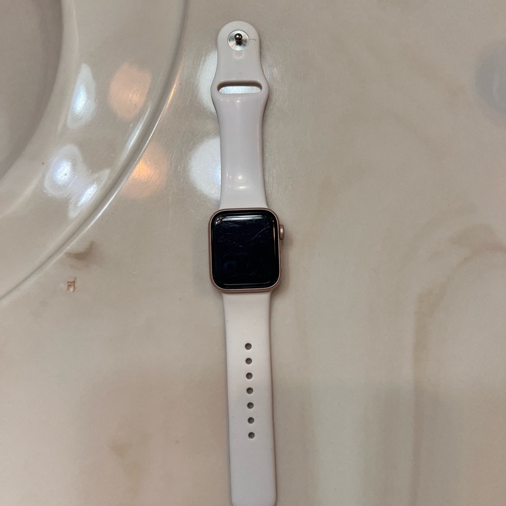 Apple Watch Series 5, 40 mm